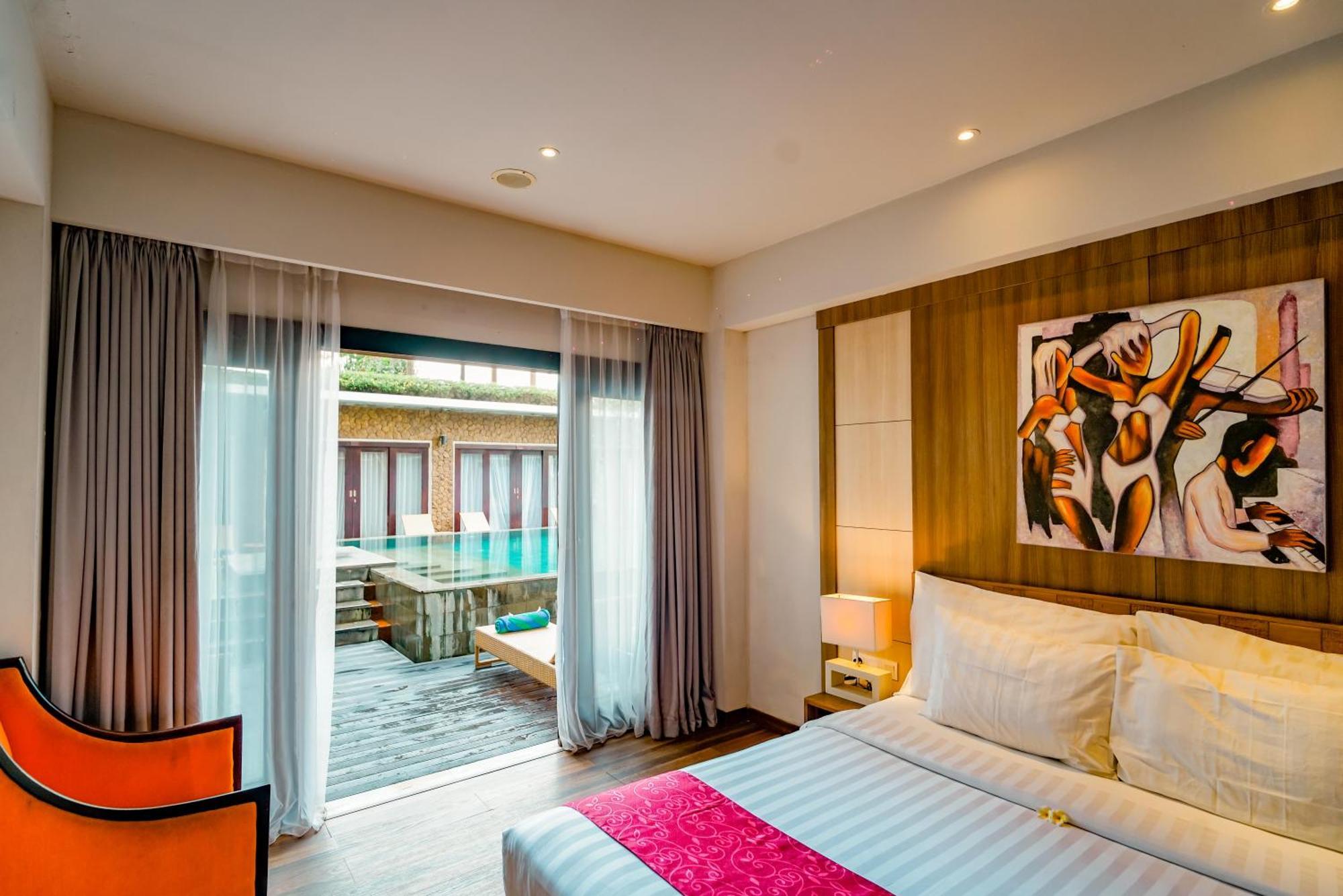 The Kirana Canggu Hotel Exterior photo